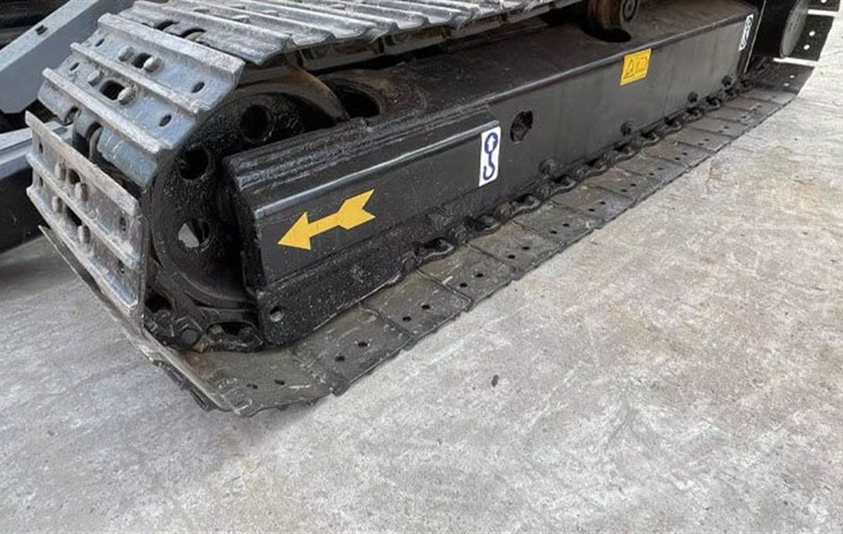 Used CAT305.5E Excavator detail photo