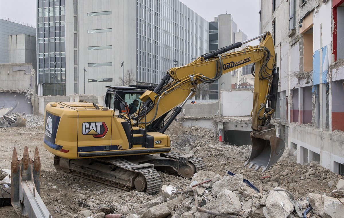 Used CAT323 Excavator