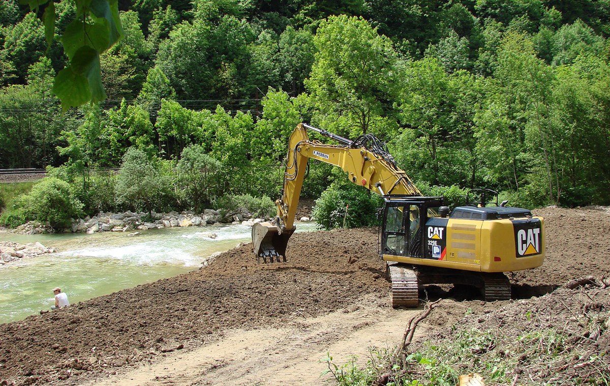 Used CAT329D Excavator detail photo