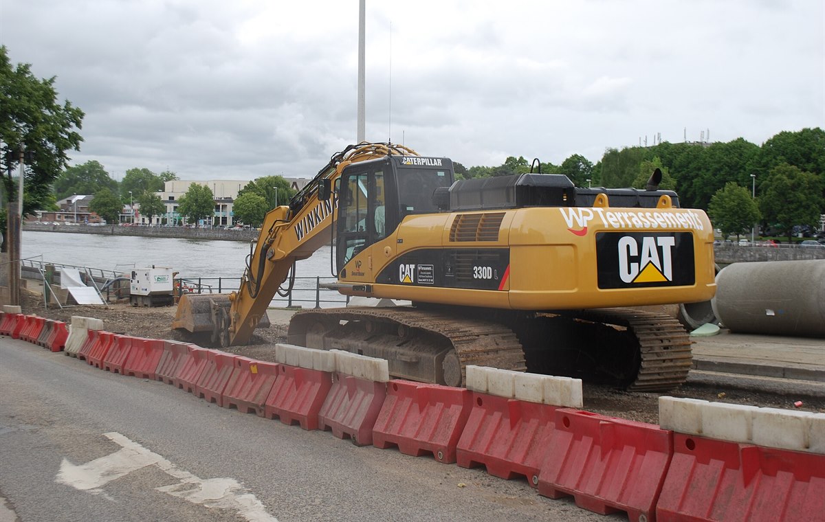 Used CAT330D Excavator detail photo