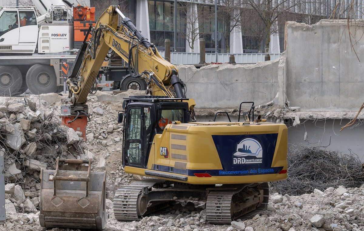 Used Caterpillar 323GC Excavators detail photo