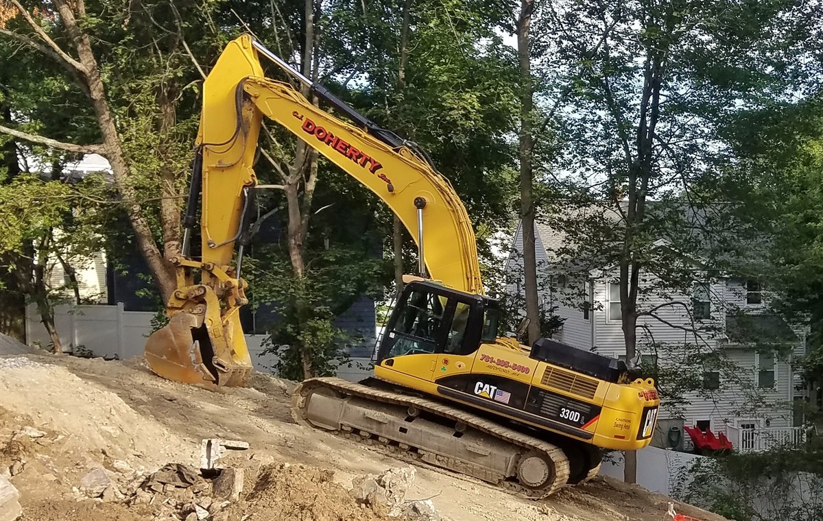 Used Caterpillar Excavator CAT 330D2 detail photo