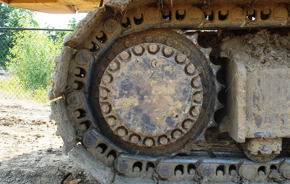 Used Caterpillar Excavator CAT330 detail photo