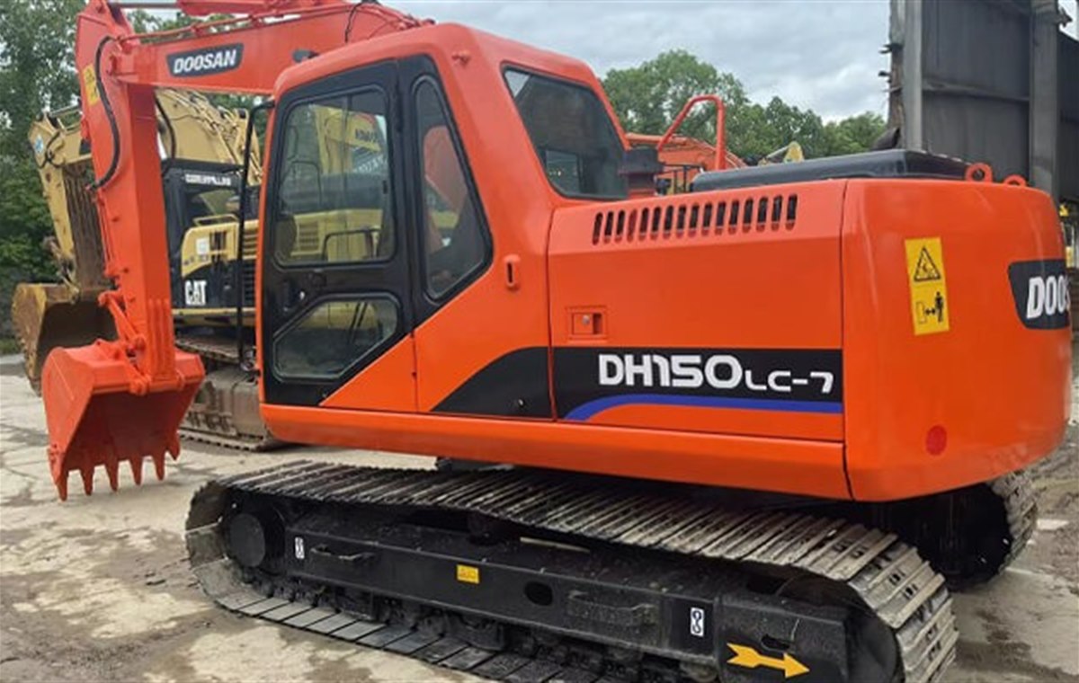 Used Doosan DH150LC-7 Excavator