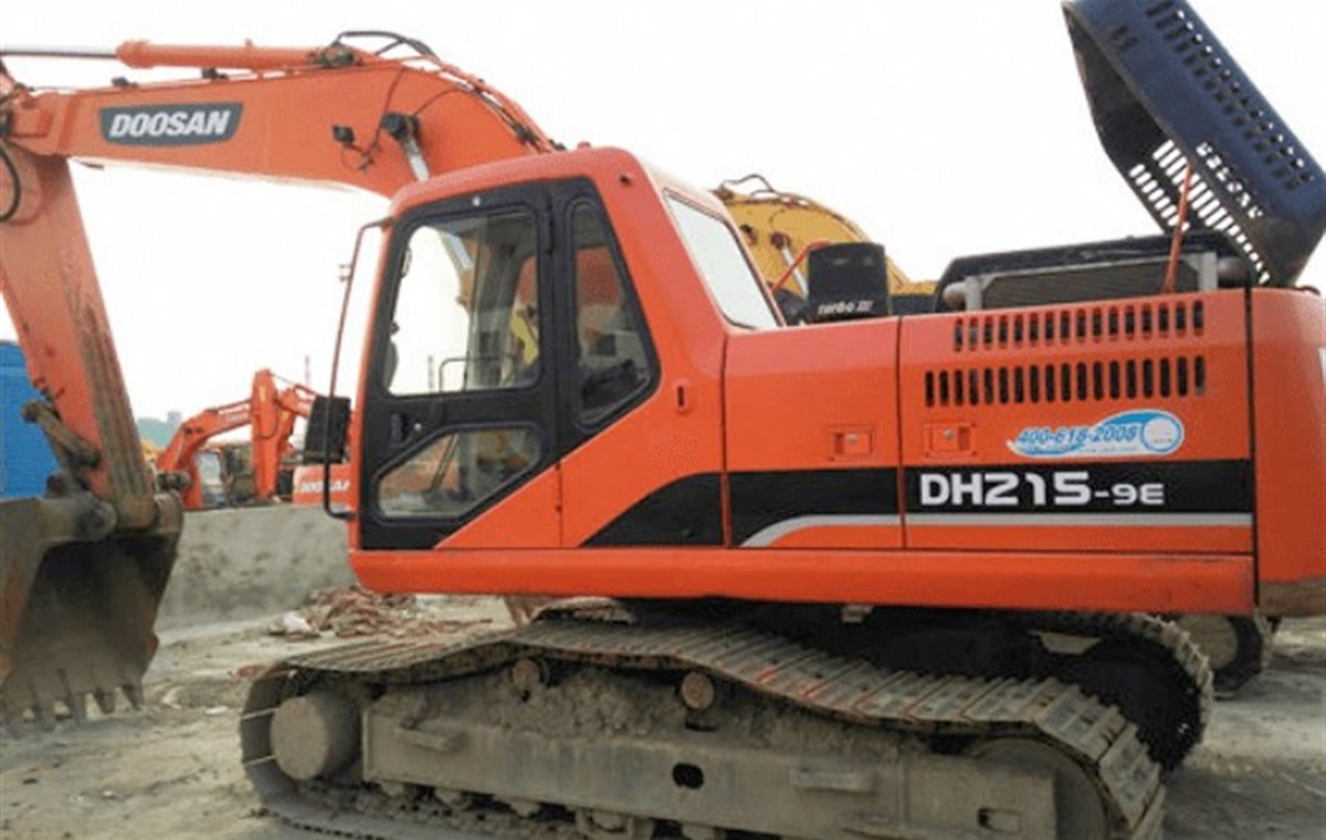Used Doosan DH215-9E Excavator