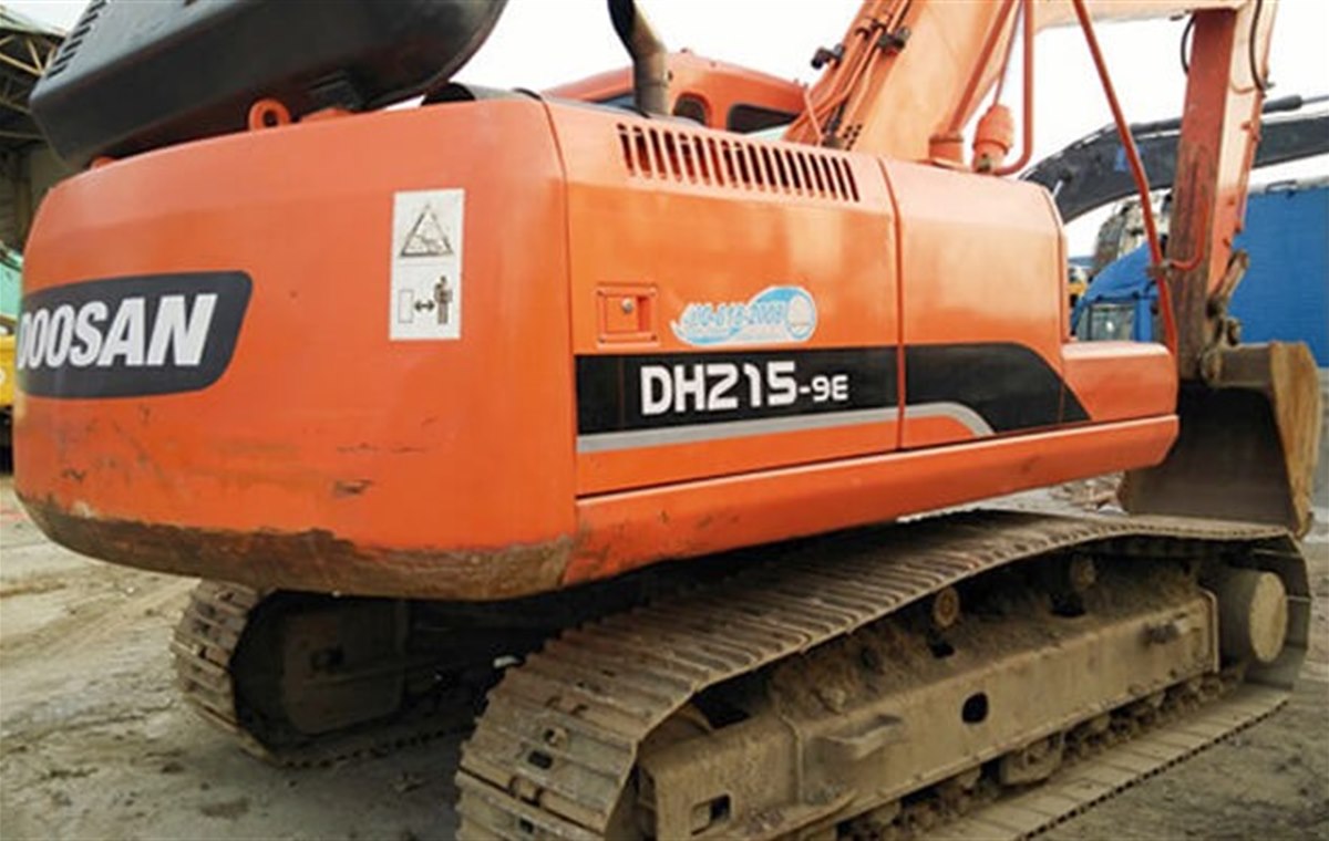 Used Doosan DH215-9E Excavator detail photo
