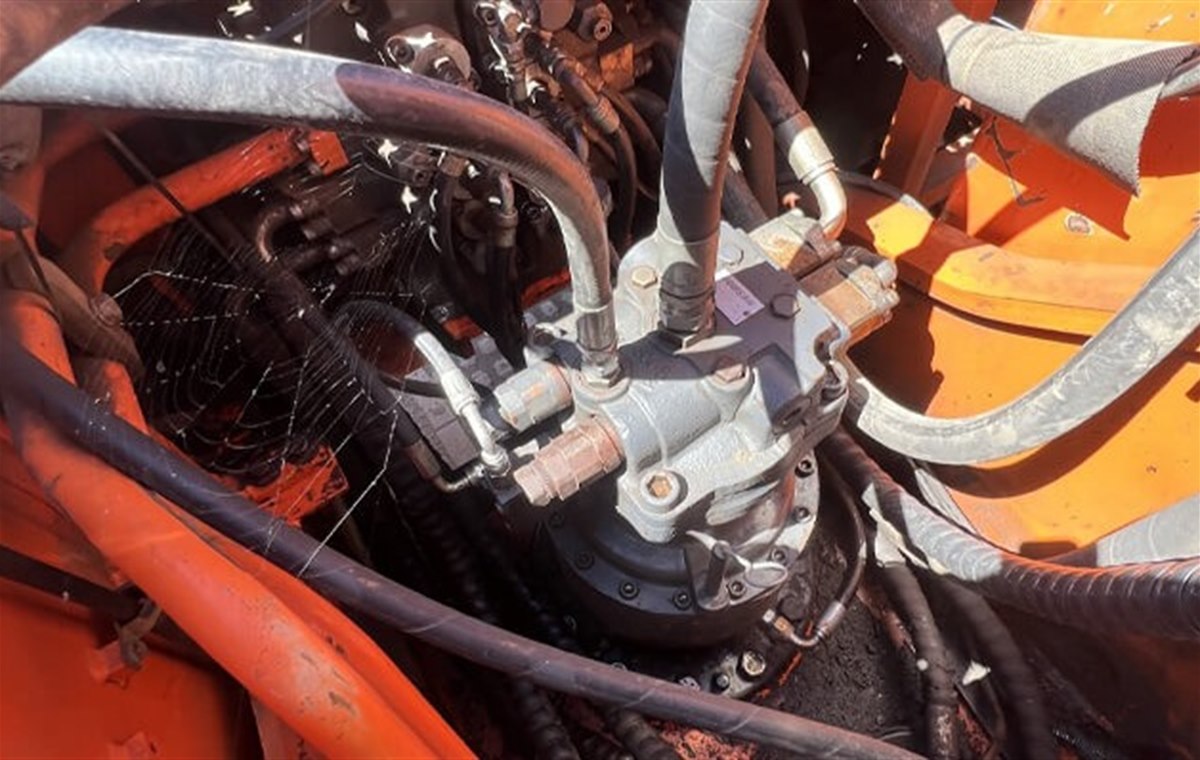 Used Doosan DH225LC-9 Excavator detail photo