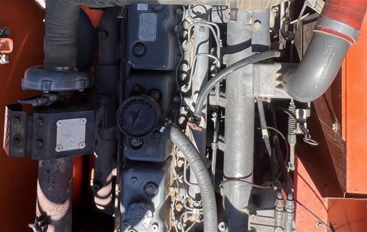 Used Doosan DH225LC-9 Excavator detail photo