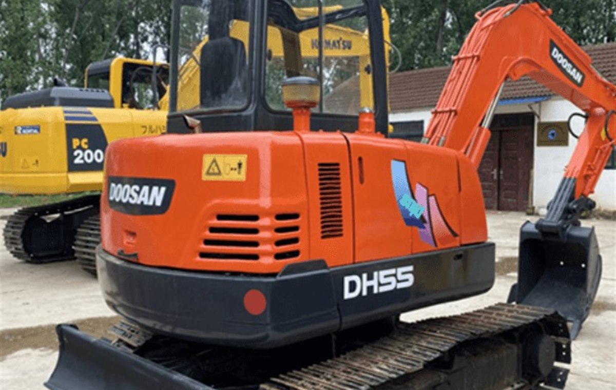 Used Doosan DH55 Excavator