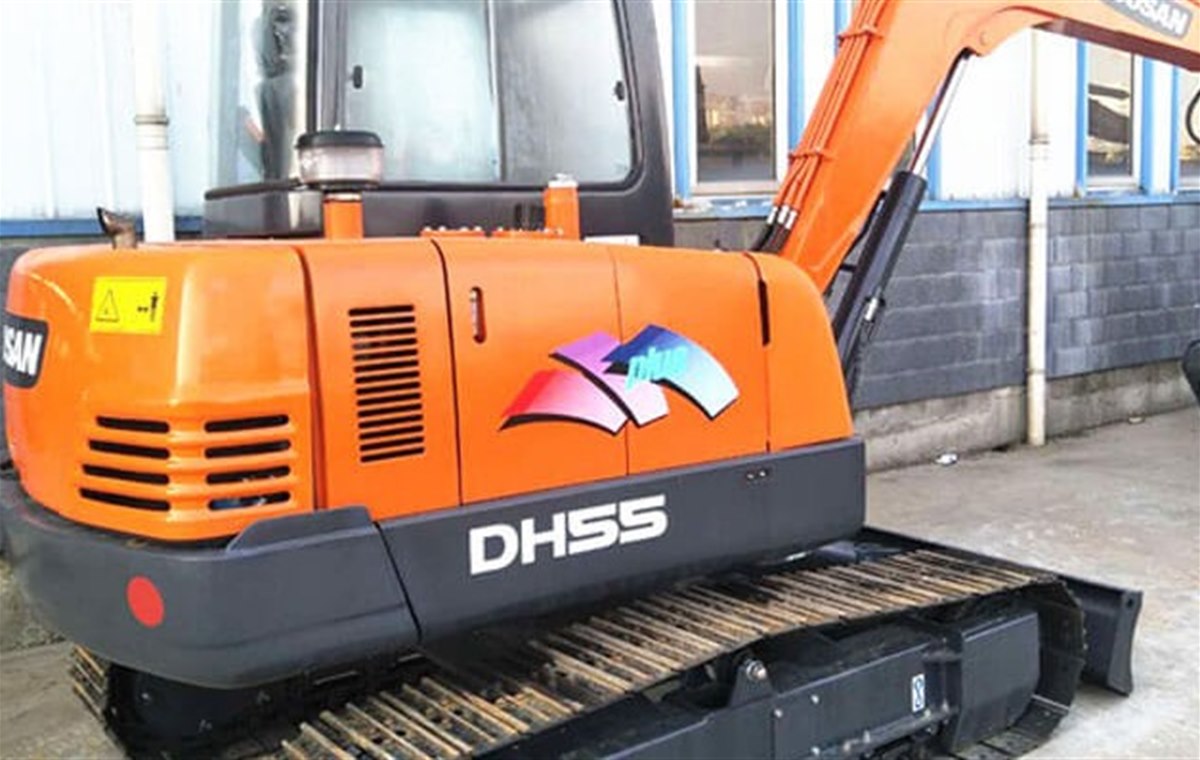 Used Doosan DH55 Excavator detail photo