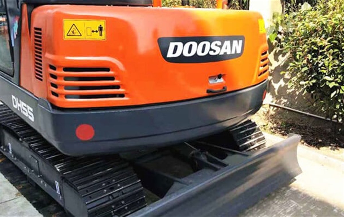 Used Doosan DH55 Excavator detail photo