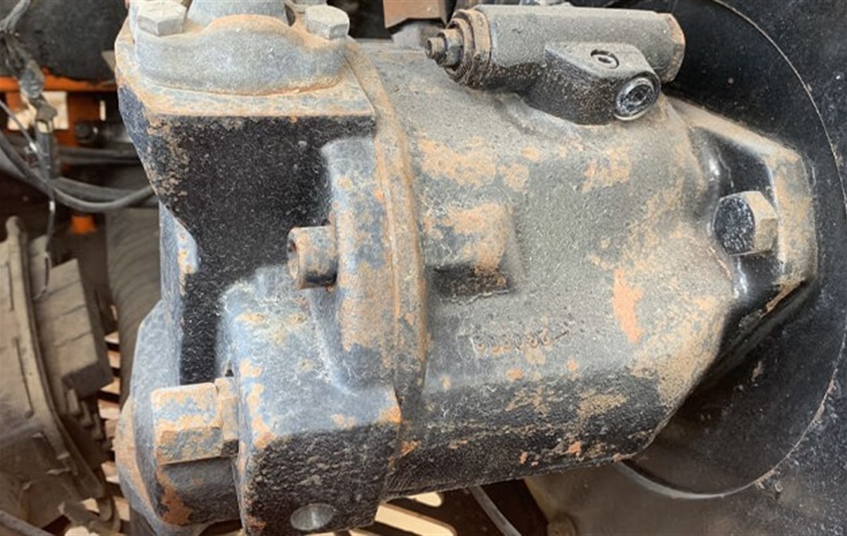 Used Doosan DH80 Excavator detail photo