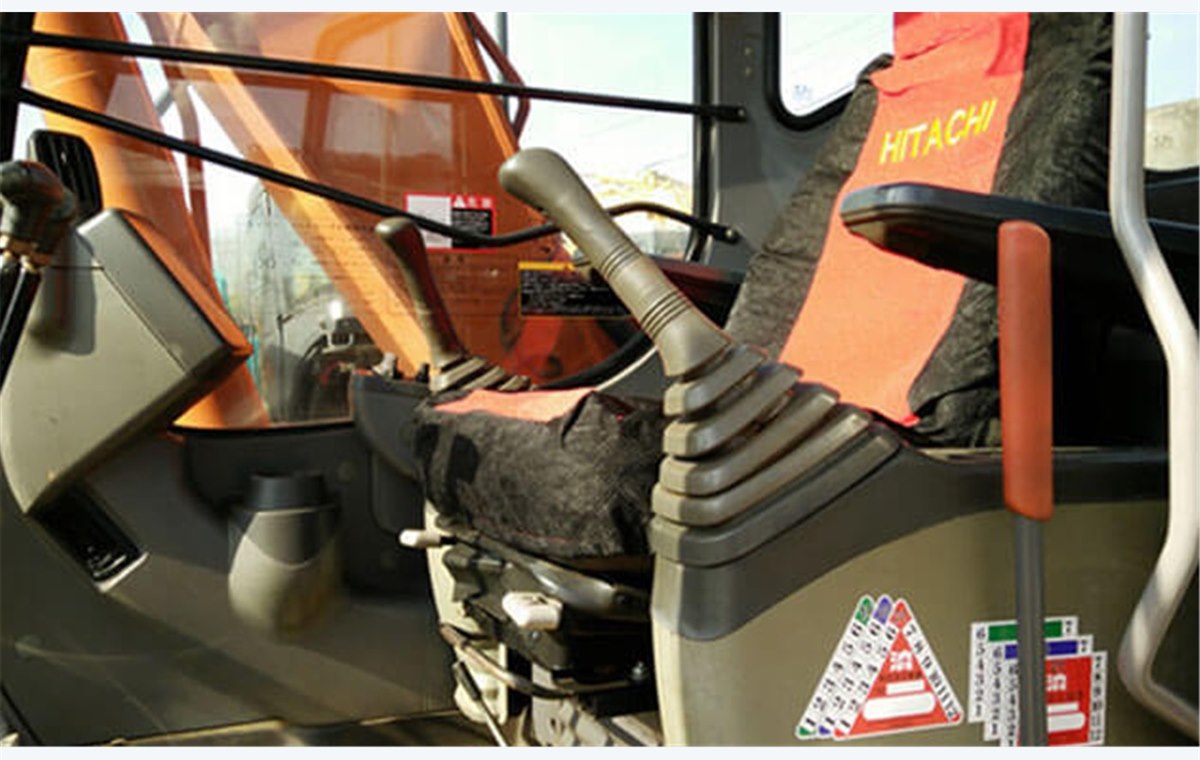 Used Hitachi ZX120-6 Excavators detail photo
