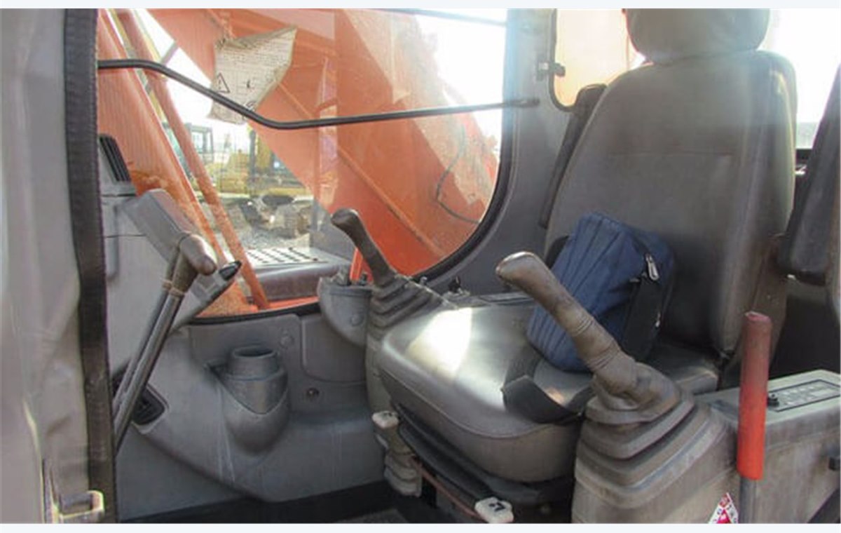 Used Hitachi ZX200-6 Excavators detail photo