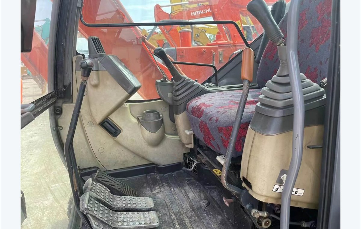 Used Hitachi ZX60 Excavator detail photo