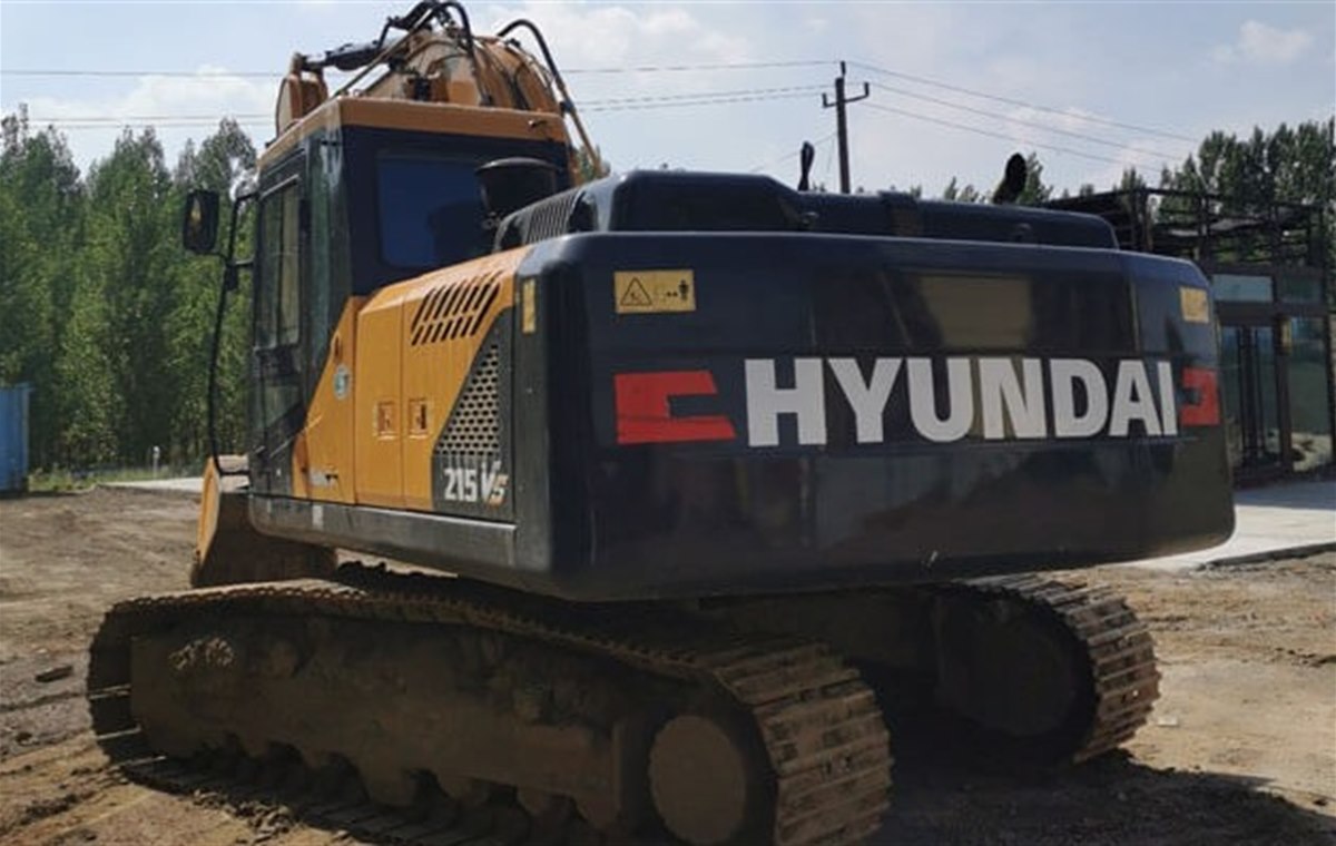 Used Hyundai 215-9 Excavator detail photo