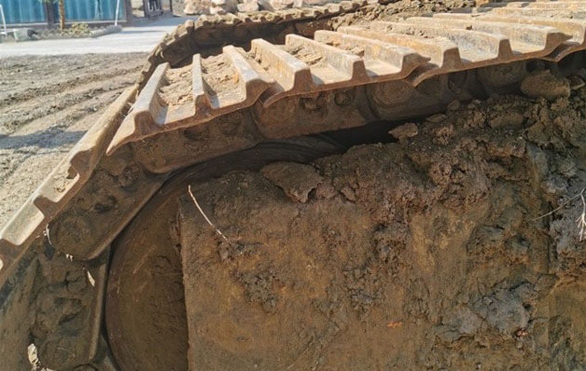 Used Hyundai 215-9 Excavator detail photo