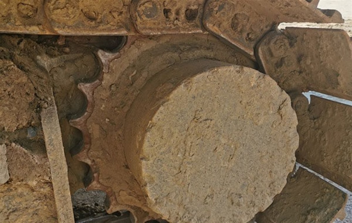 Used Hyundai 215-9 Excavator detail photo