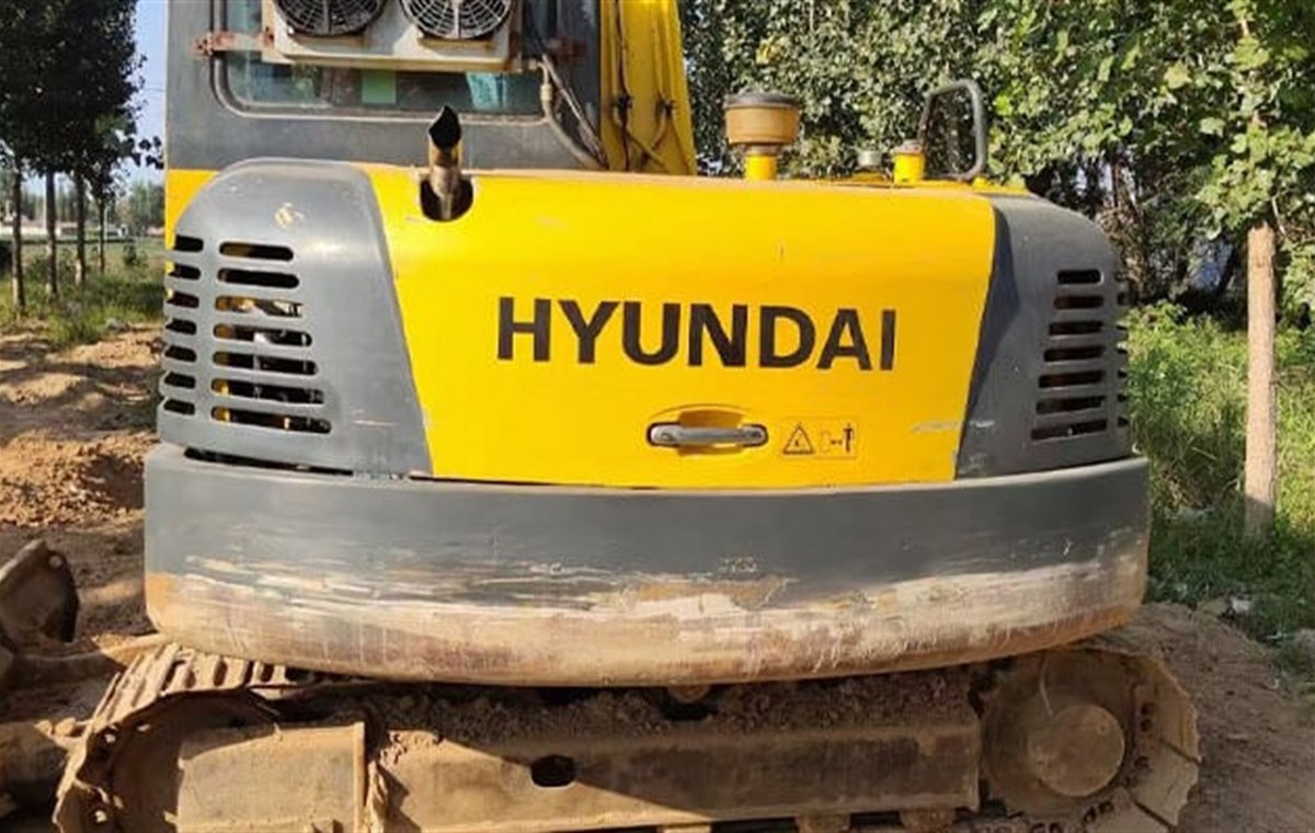 Used Hyundai 80-9 Excavator detail photo