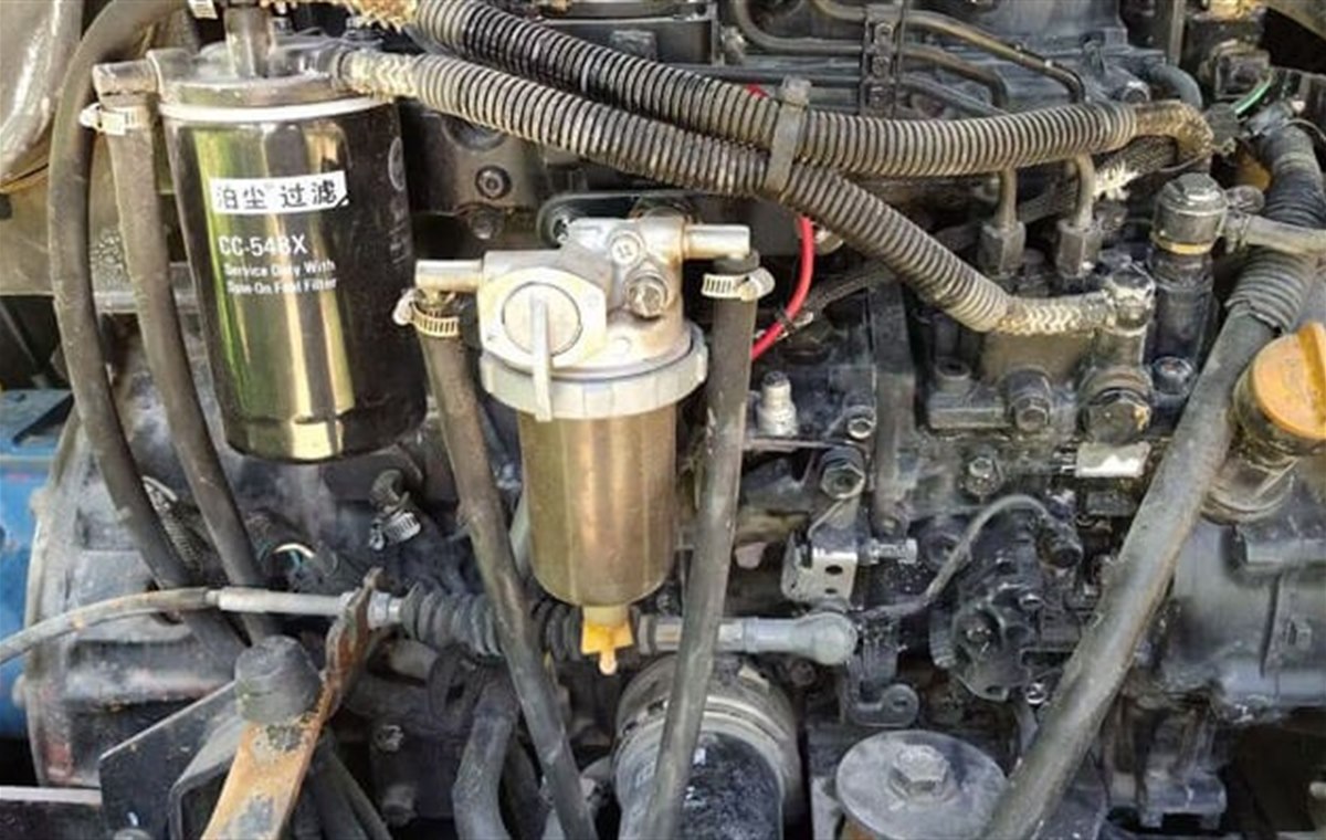 Used Hyundai 80-9 Excavator detail photo