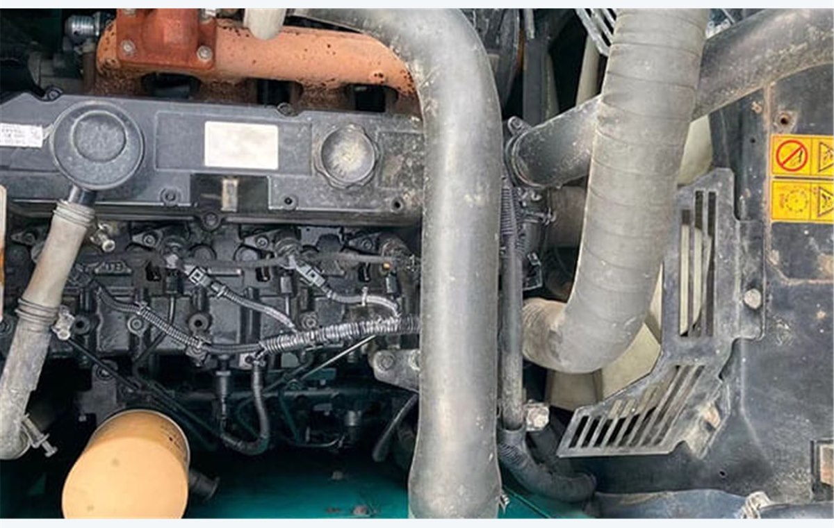 Used Kobelco SK130 Excavator detail photo