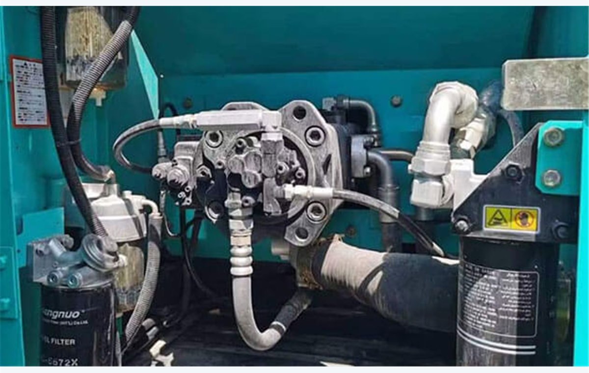 Used Kobelco SK200D Excavator detail photo