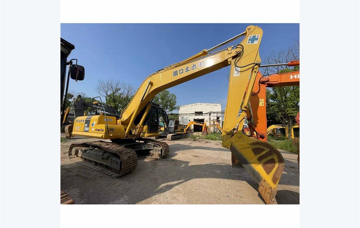 Used Komatsu PC200-10 Excavator