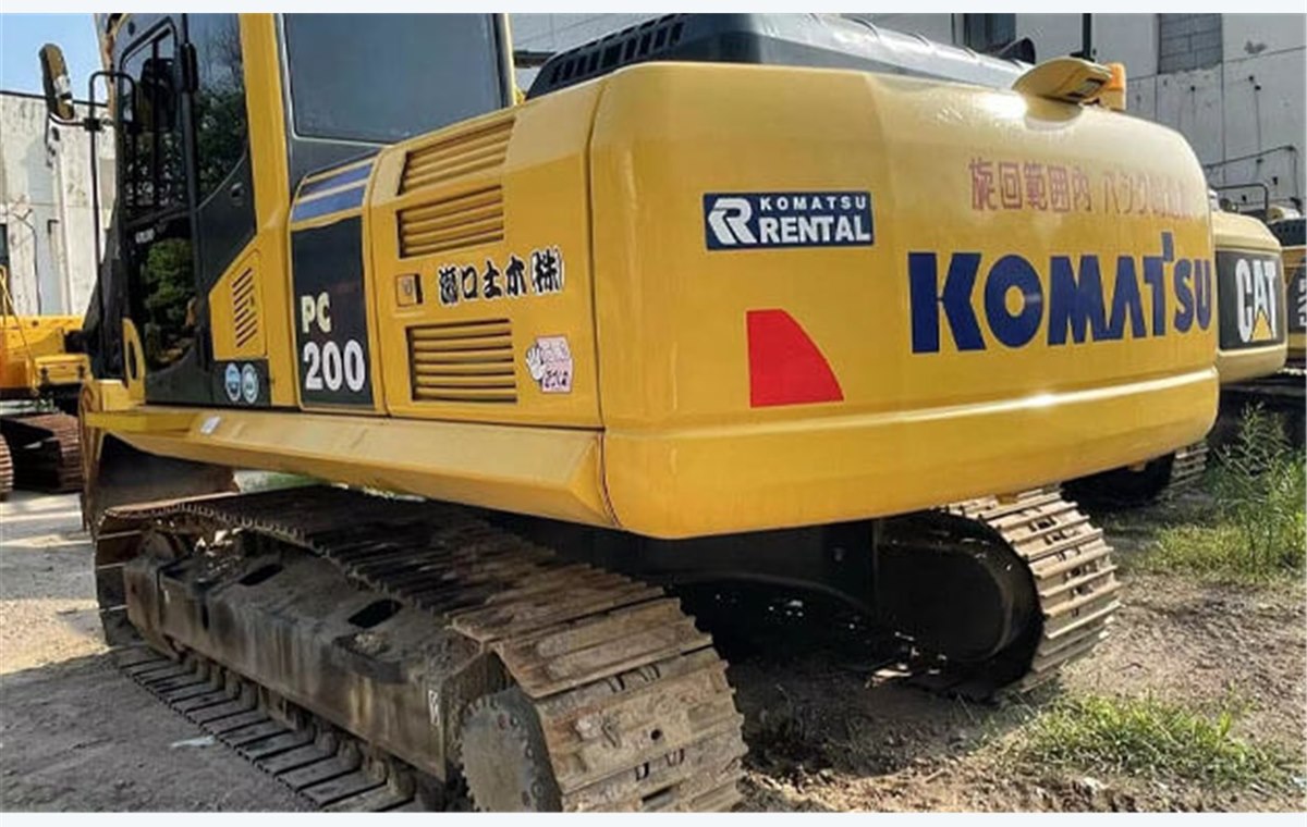 Used Komatsu PC200-10 Excavator detail photo