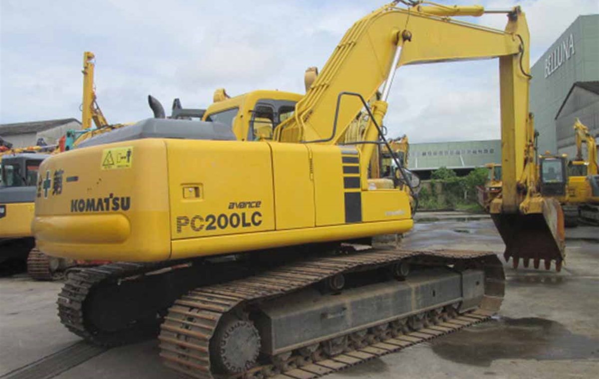 Used Komatsu PC200-6E Excavator
