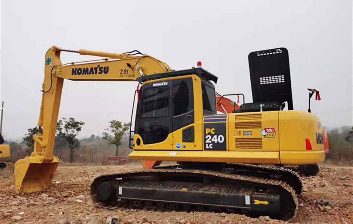 Used Komatsu PC240-8 Excavator