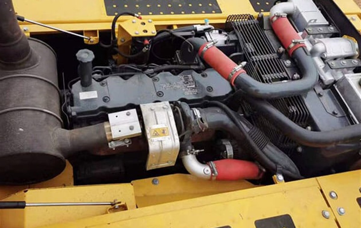 Used Komatsu PC240-8 Excavator detail photo