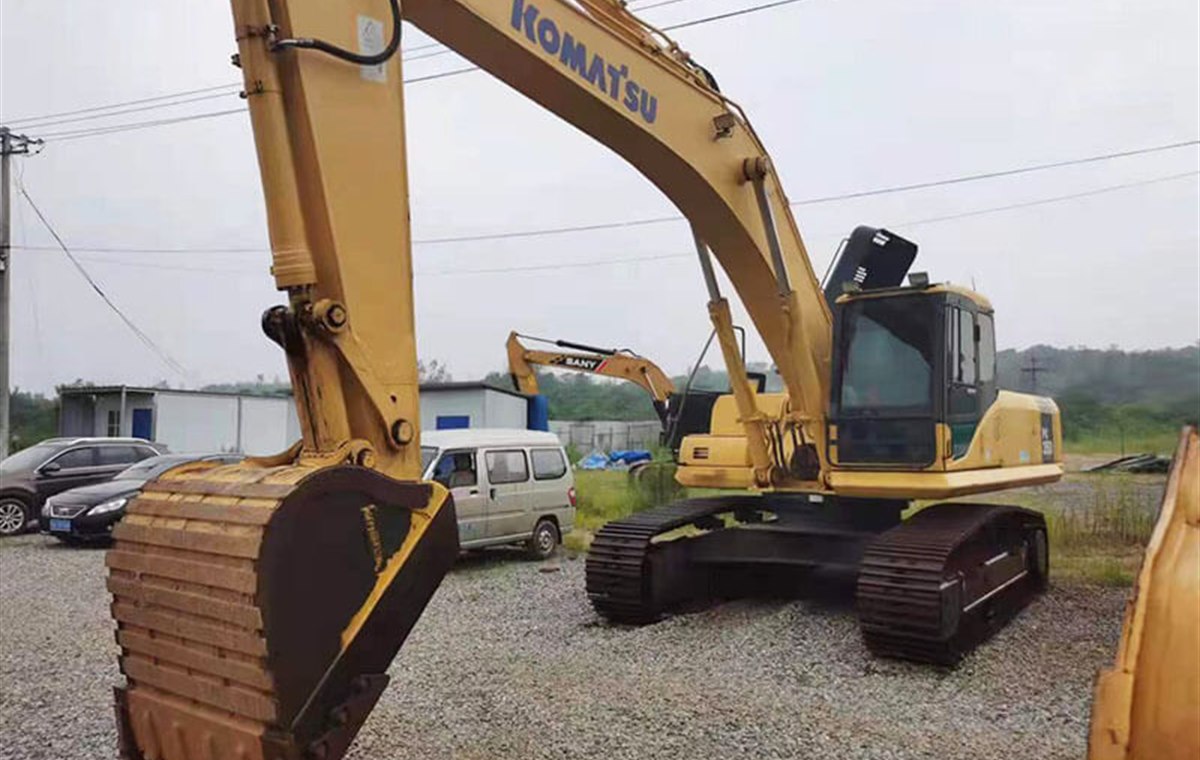 Used Komatsu PC350 Excavator detail photo
