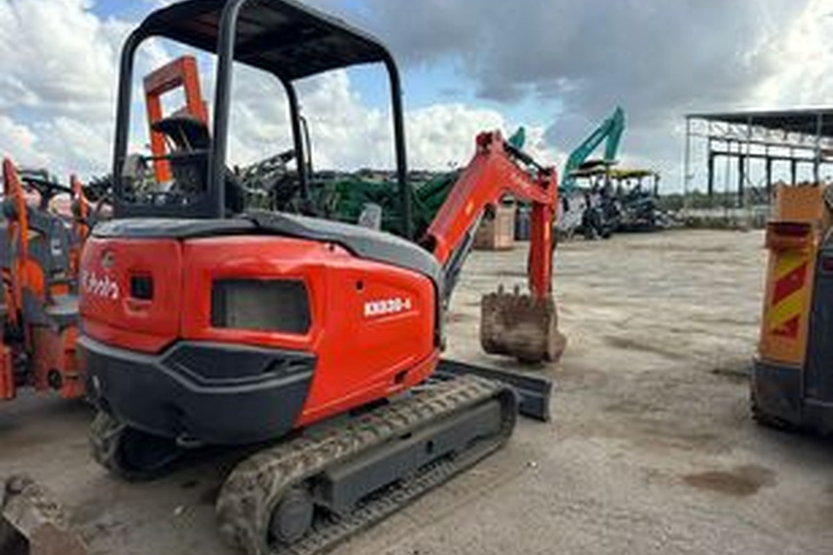 Used Kubota KX 30 Excavator