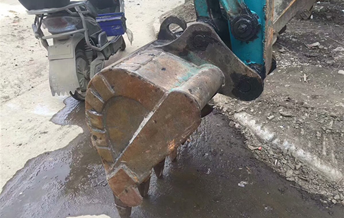 Used Kubota KX161-3S Excavator detail photo