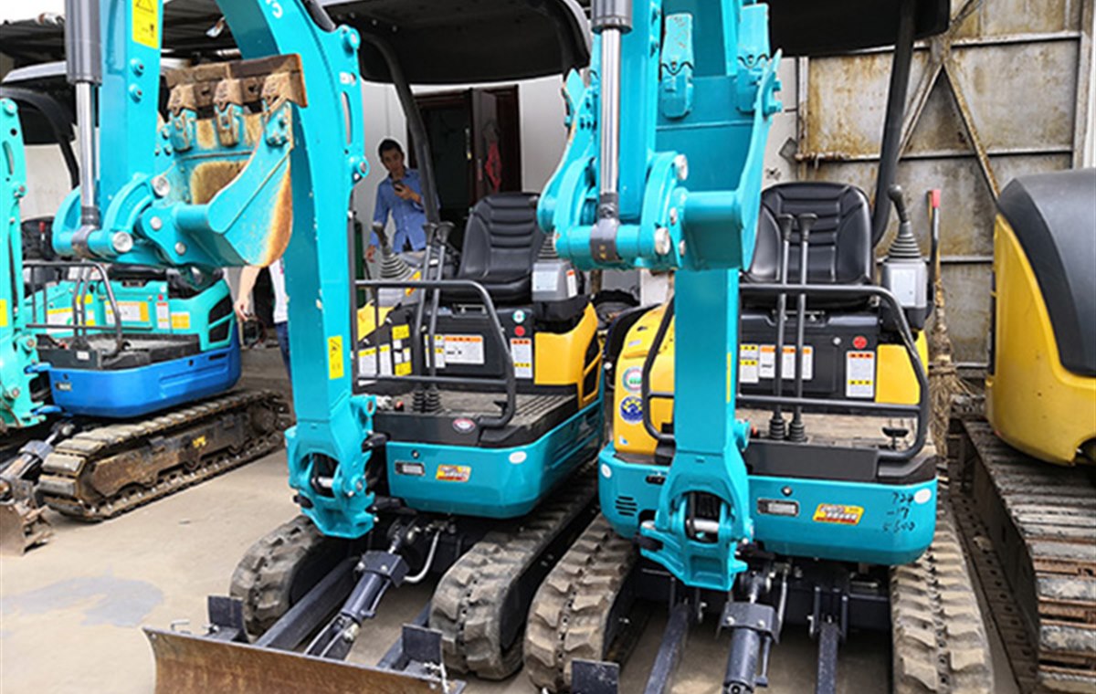 Used Kubota KX17 Excavator detail photo