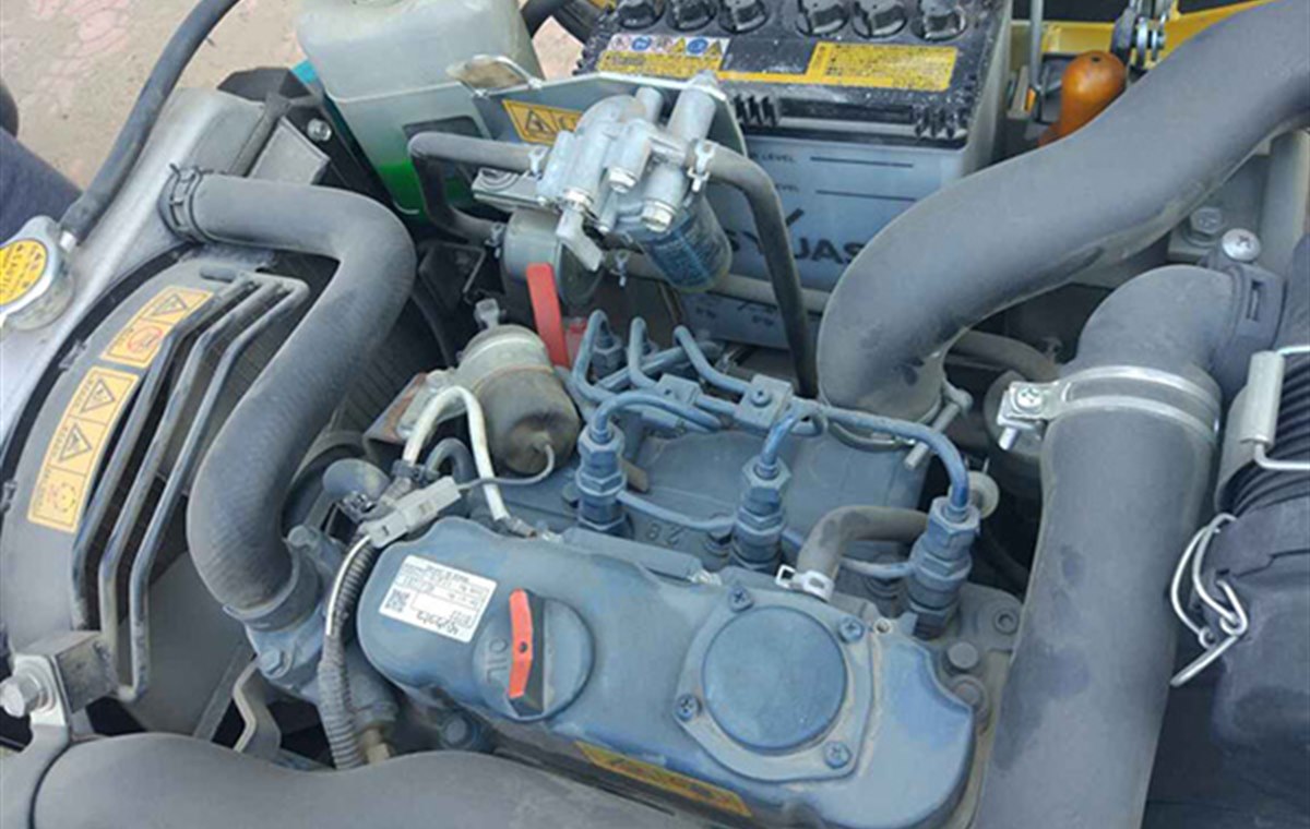 Used Kubota U008 Excavator detail photo