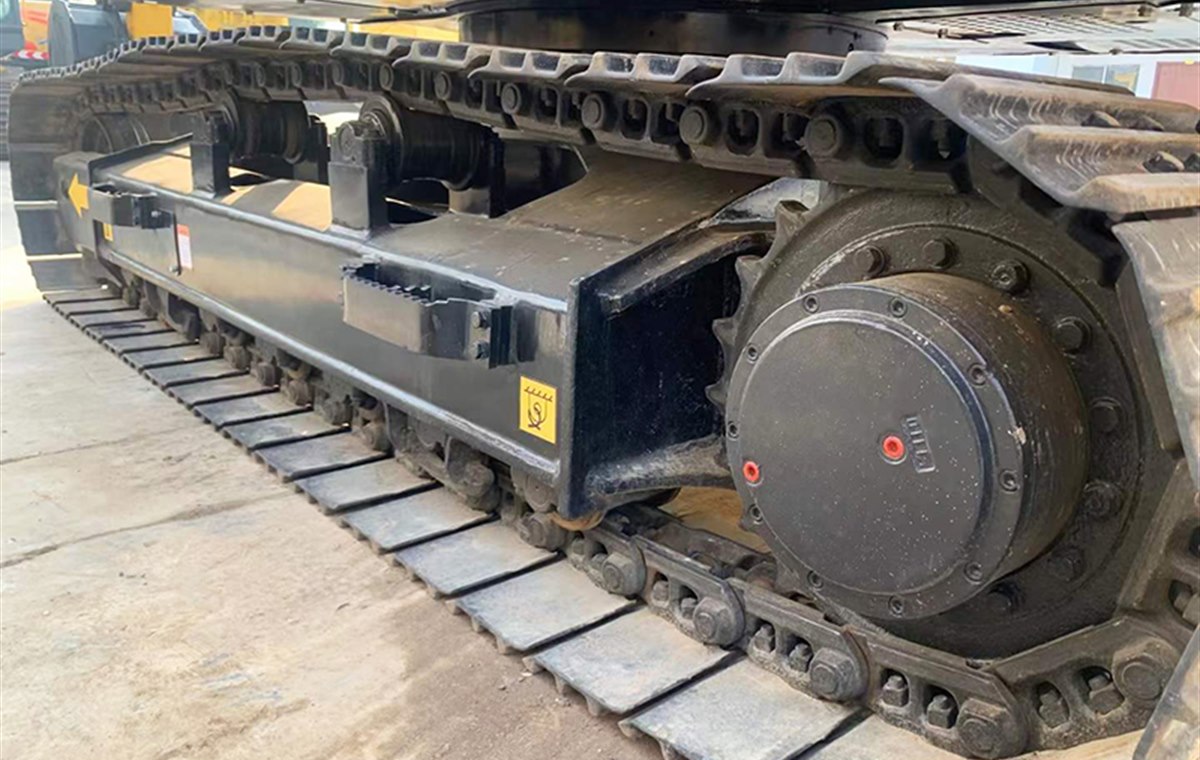 Used Sany SY135C Excavator detail photo