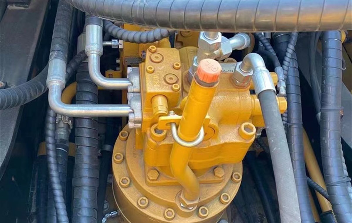 Used Sany SY265C Excavator detail photo