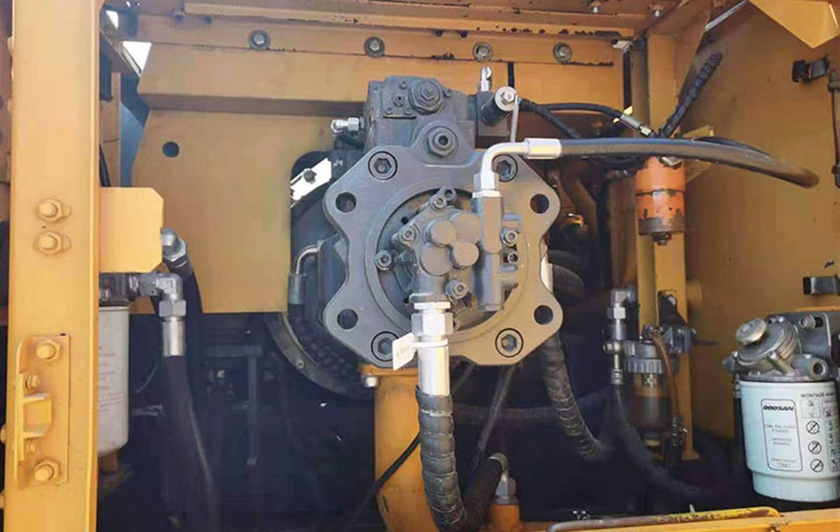 Used Sany SY335H-9 Excavator detail photo