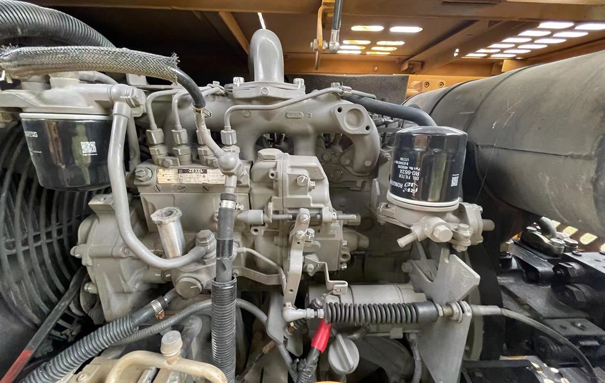 Used Sany SY95C Excavator detail photo