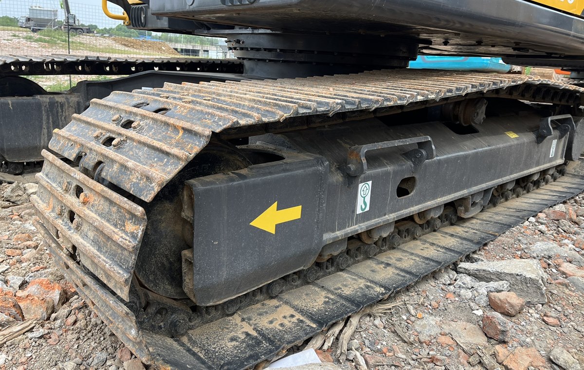 Used Volvo EC140D Excavator detail photo