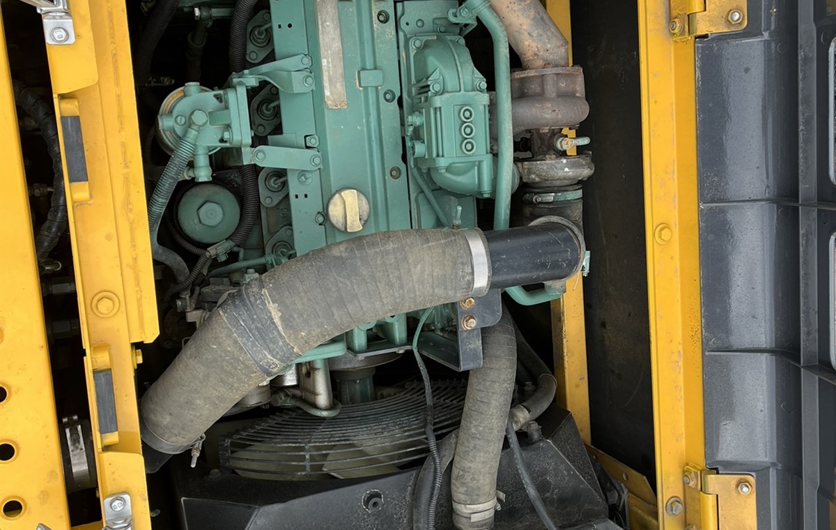 Used Volvo EC140D Excavator detail photo