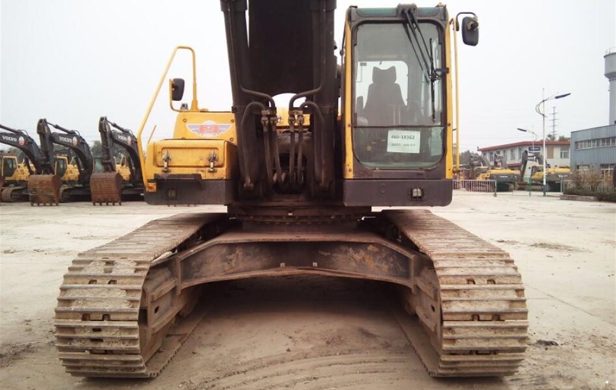 Used Volvo EC460 Excavator detail photo